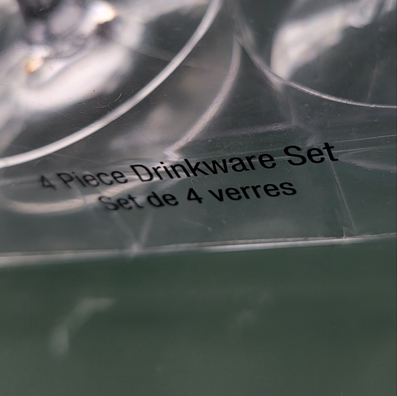 Icing. New years champagne glass flute set of 4 - Picture 3 of 7